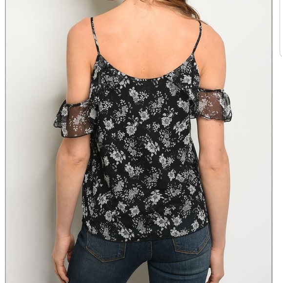 Black/white floral cold-shoulder top - Picture 3 of 6